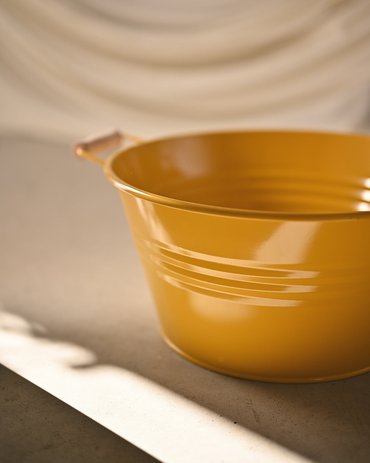 Mustard yellow basin