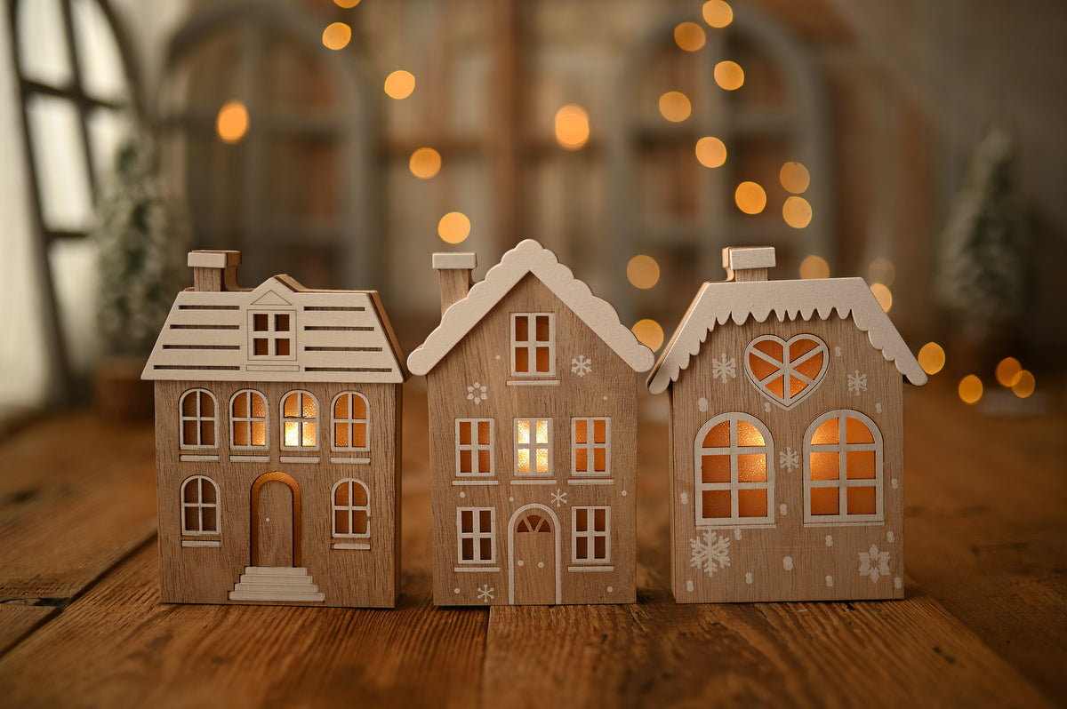 Henka - Decorative wooden houses with trees