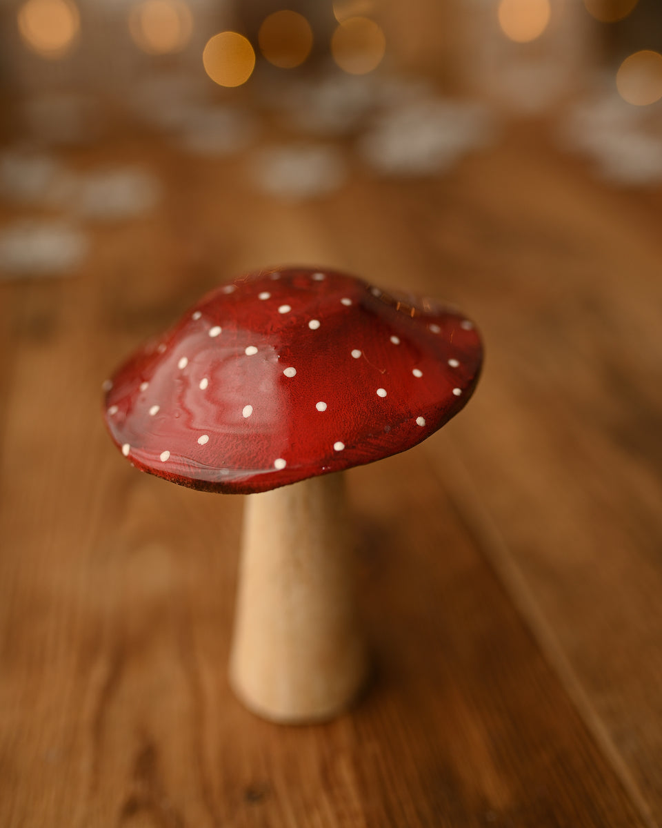 Blas - Dotted wooden mushrooms