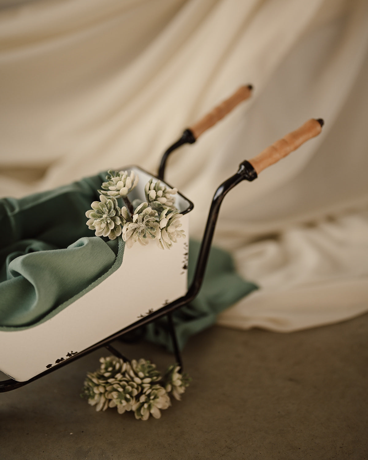 Spring Wheelbarrow Set + Mini Plants + Green Fabric
