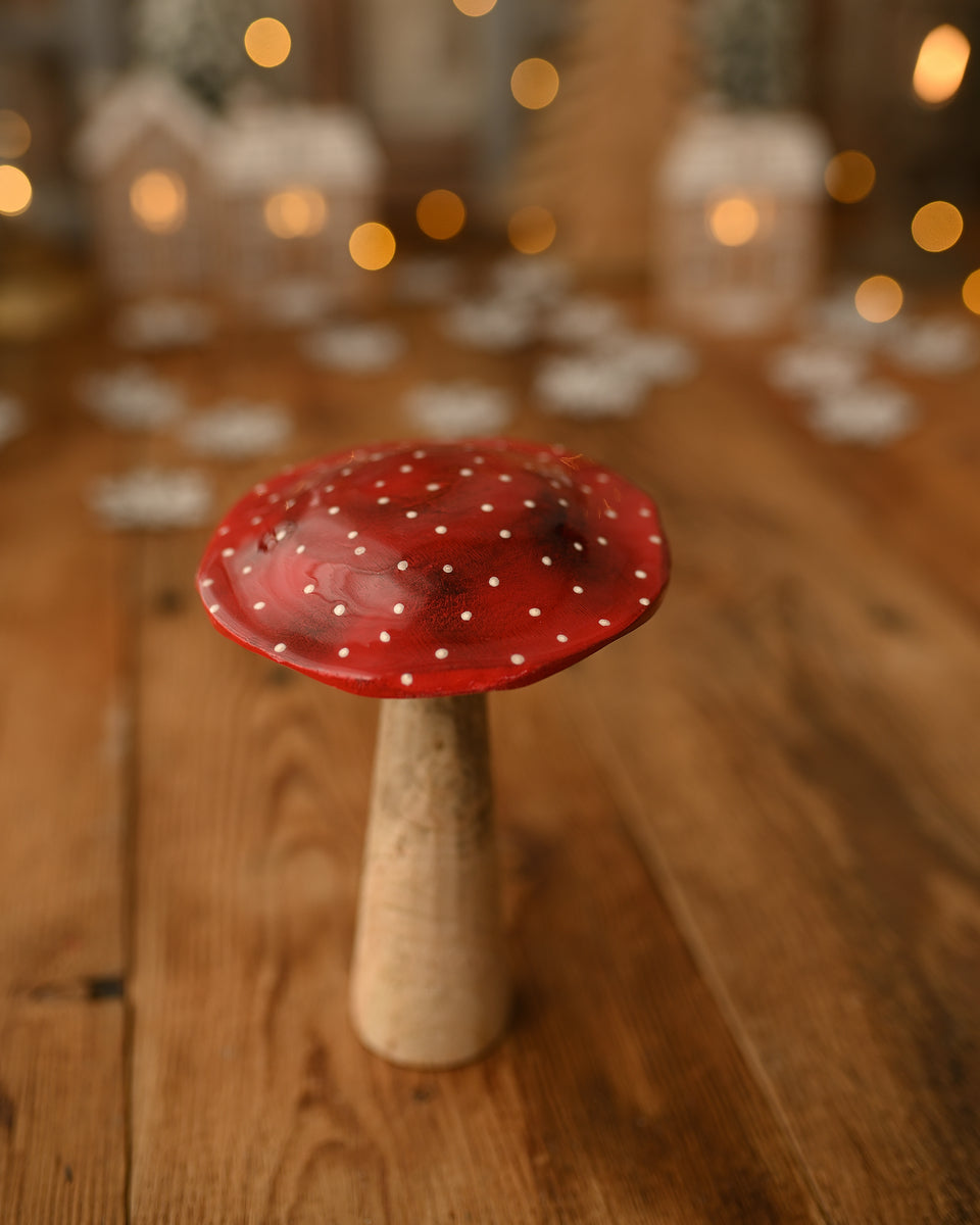 Blas - Dotted wooden mushrooms