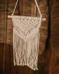 Gaspar: small macrame