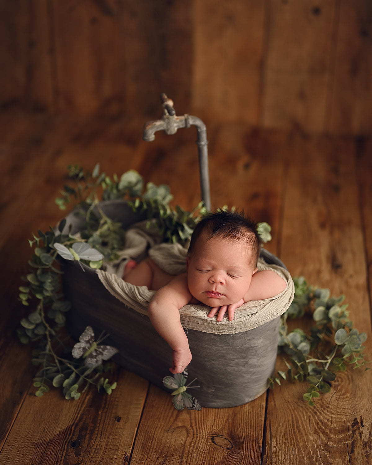 Anaïs: Mini Bathtub with Zinc faucet